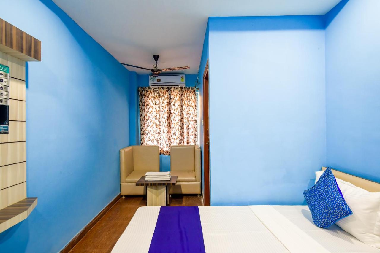 Hotel Blue Abedin Калькутта Экстерьер фото